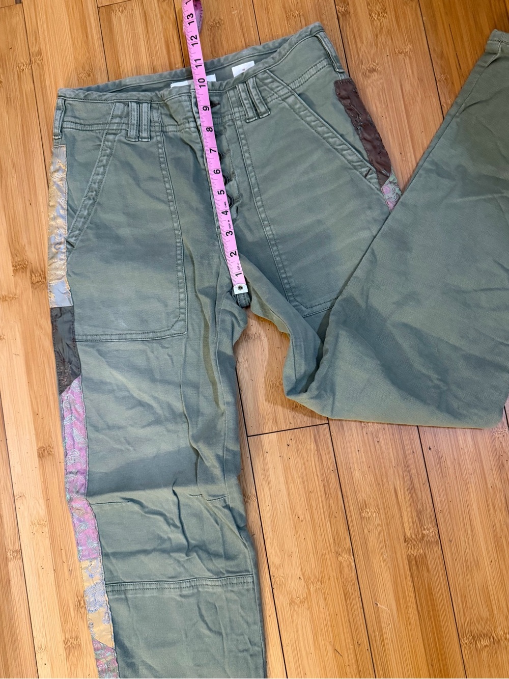 Anthropologie The Wanderer Green Button Front Utility Embellished Pants Size 26 - Picture 12 of 15